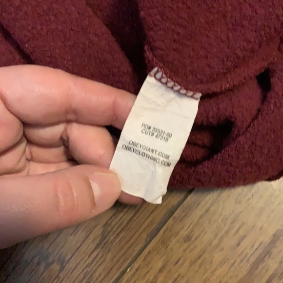 OBEY crewneck sweater - Picture 10 of 10